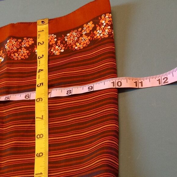Vintage Brown/TanFloral stripe Polyester Scarf Cottagecore Grandmacore Kitsch - Picture 3 of 6